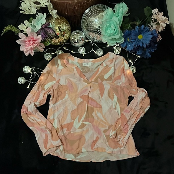 Pattern Top - Picture 1 of 7